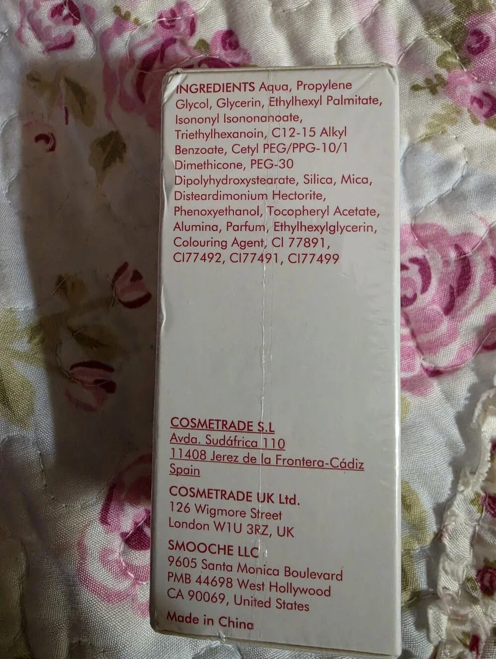 SMOOCHE color changing foundation